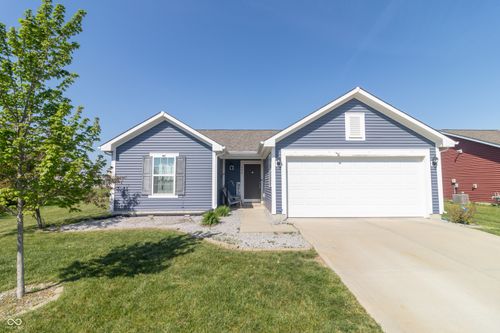 394 Gondola Run, Greenfield, IN, 46140-5546 | Card Image