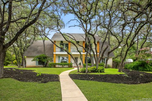 146 Canyon Oaks Dr, Hollywood Park, TX, 78232-1306 | Card Image