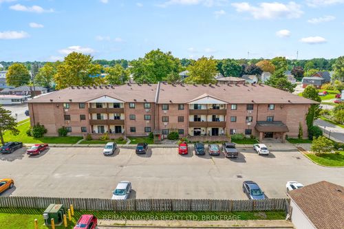 323-72 Main St E, Port Colborne, ON, L3K5Z8 | Card Image