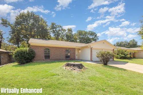 5616 Atlantis Ter, Arlington, TX, 76016-2137 | Card Image