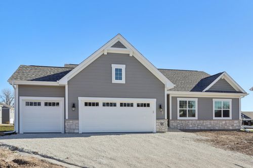 91 York St, Union Grove, WI, 53182-5603 | Card Image