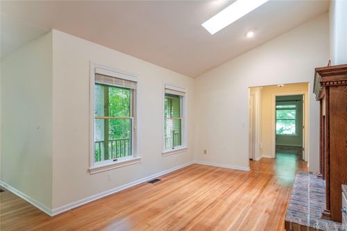 1613 Tu Van Trl, Addison Township, MI, 48367-1019 | Card Image