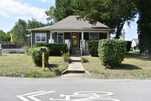 545 N 8th St, Lawrence, KS, 66044-5439 | Card Image