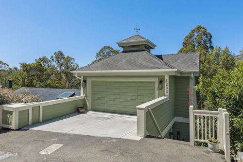 1233 Lattie Ln, Mill Valley, CA, 94941-3407 | Card Image