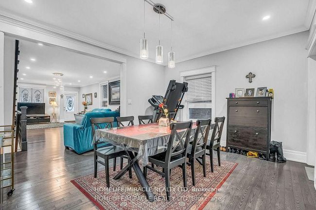 212 Symington Ave, House other with 5 bedrooms, 3 bathrooms and 1 parking in Toronto ON | Image 13