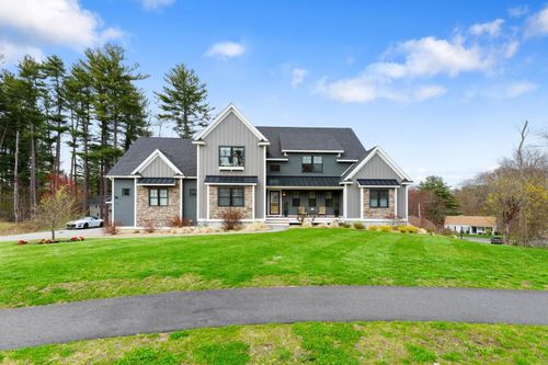 9 Shay Ln, North Reading, MA, 01864 | Card Image