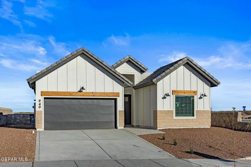 15060 Resolve Dr, El Paso, TX, 79938-8806 | Card Image