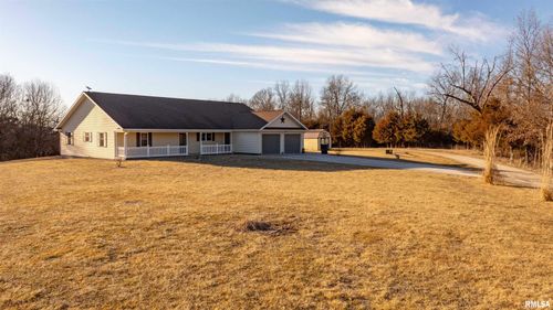 2570 N 1353rd Ln, Clayton, IL, 62324-2710 | Card Image
