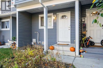 200 Shawnessy Dr Sw, Townhouse with 2 bedrooms, 2 bathrooms and 1 parking in Calgary AB | Image 2