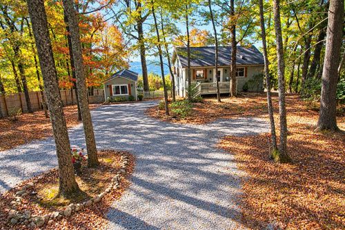 518 Rhododendron Road, Hillsville, VA, 24343 | Card Image