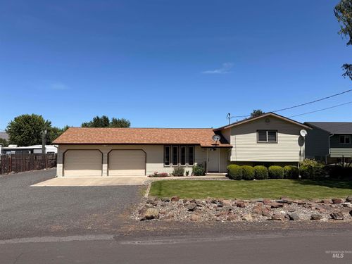 1417 Bryden Ave, Lewiston, ID, 83501-5628 | Card Image