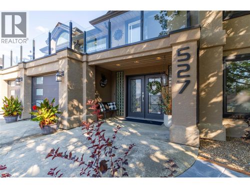 527 Terrace Dr, Coldstream, BC, V1B2X2 | Card Image