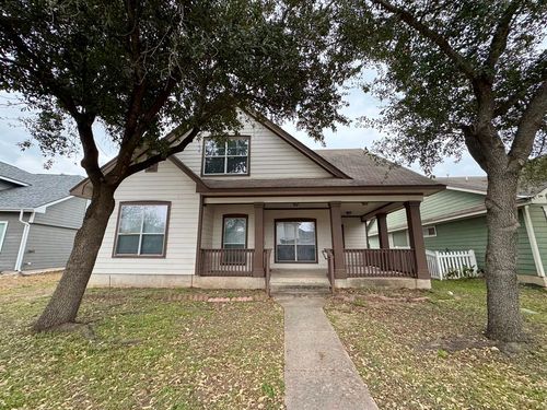 544 Hogan, Kyle, TX, 78640-5566 | Card Image