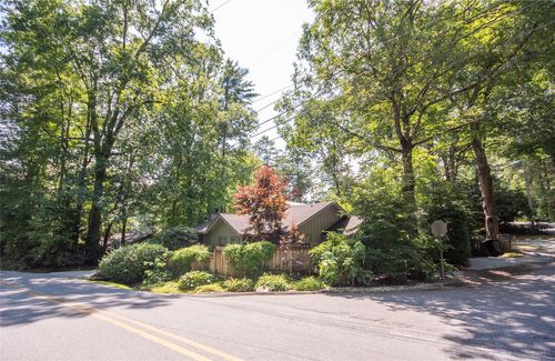 286 Mirror Lake Road, Highlands, NC, 28741 | Card Image