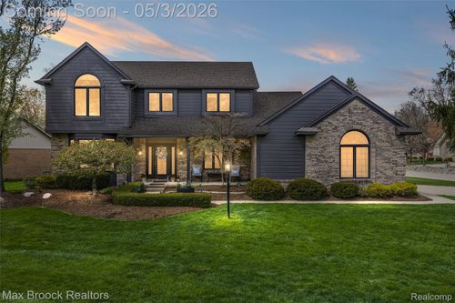 1440 Otter Dr, Rochester Hills, MI, 48306-4336 | Card Image