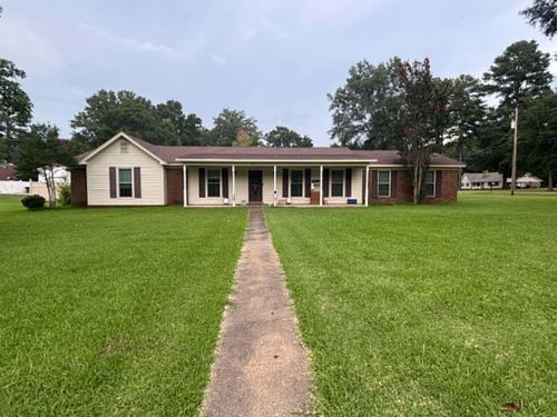 303 Bellview Dr, Aberdeen, MS, 39730-2260 | Card Image