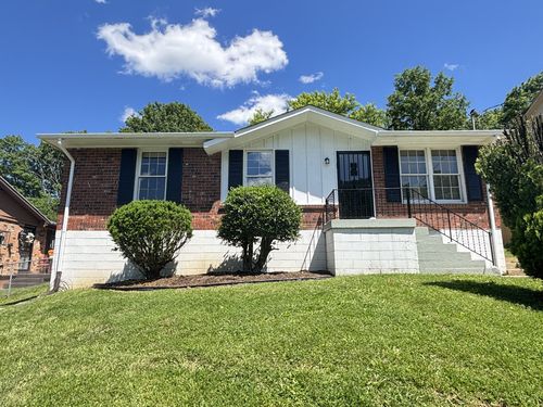 2788 Old Matthews Rd, Nashville, TN, 37207-3813 | Card Image