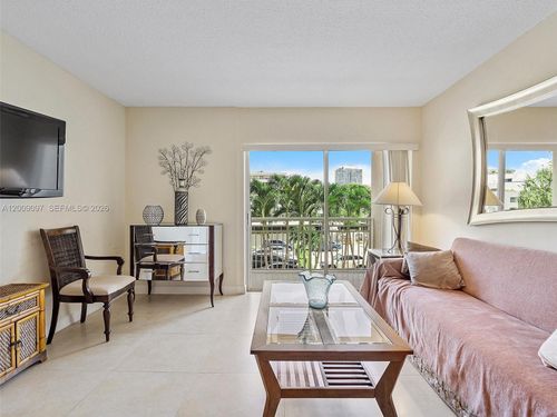 229-400 Kings Point Dr, Sunny Isles Beach, FL, 33160-5301 | Card Image