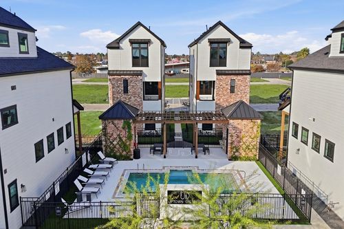 9211 George St, Houston, TX, 77026 | Card Image