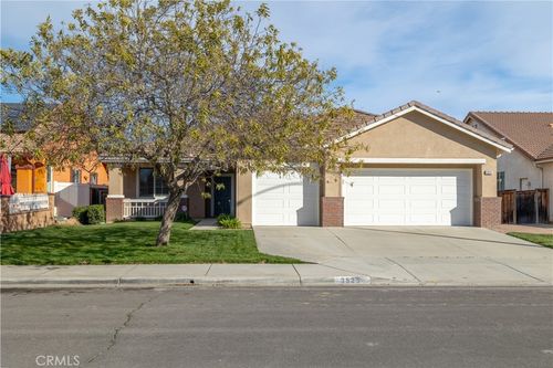 3525 Chesterfield Dr, Perris, CA, 92571-7545 | Card Image