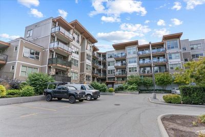 305 - 1150 Bailey St, Condo with 2 bedrooms, 1 bathrooms and 1 parking in Squamish BC | Image 1