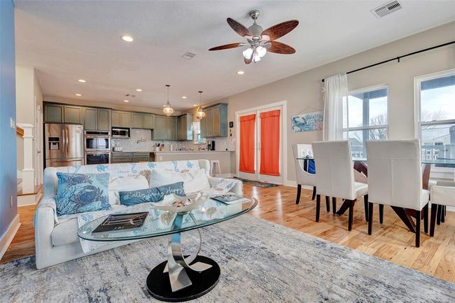 126 Driftwood Rd, House other with 4 bedrooms, 3 bathrooms and 2 parking in Freeport TX | Image 11
