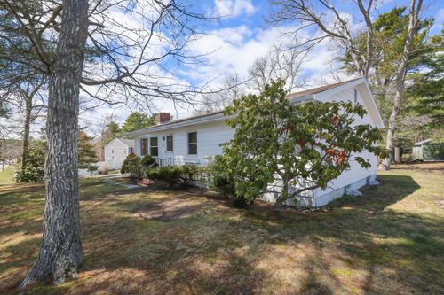2614 Cranberry Hwy, Buzzards Bay, MA, 02532 | Card Image