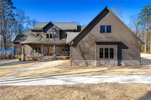 158 Rosewood Cir, Hartwell, GA, 30643-3872 | Card Image