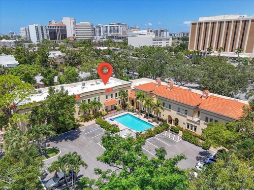 apt-4-1685 Laurel St, SARASOTA, FL, 34236-6807 | Card Image