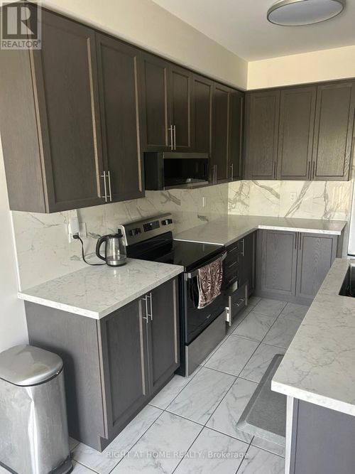 13-166 Deerpath Drive, Guelph (Willow West/Sugarbush/West Acres), ON, N1K1W6 | Card Image