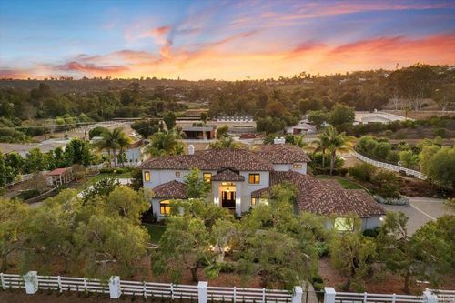 3055 Brookside Ln, Encinitas, CA, 92024-6900 | Card Image