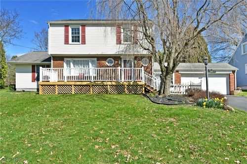 351 Elmwood Dr, Hubbard, OH, 44425-1608 | Card Image