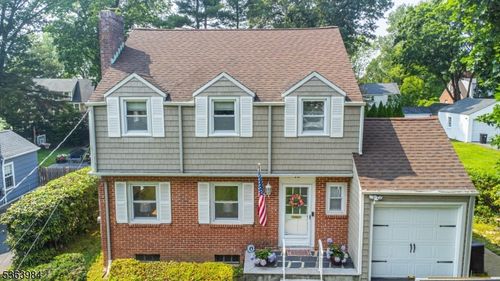 19 Essex Rd, Essex Fells, NJ, 07021-1103 | Card Image