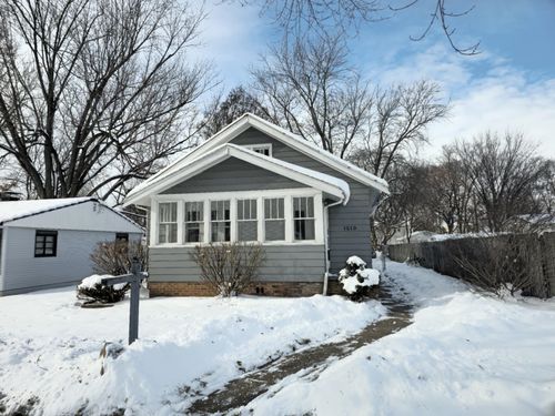 1519 15th St, Rockford, IL, 61104-5501 | Card Image