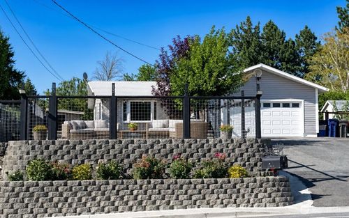 2207 Grant Rd, East Wenatchee, WA, 98802-5131 | Card Image