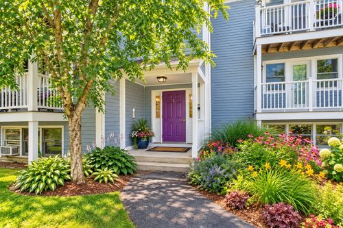 202-44 Evergreen Rd, Leeds, MA, 01053-9803 | Card Image