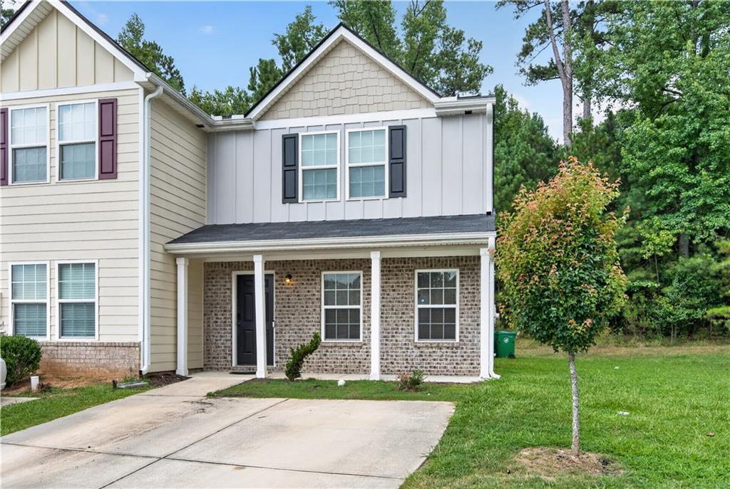 Residential in Lithonia