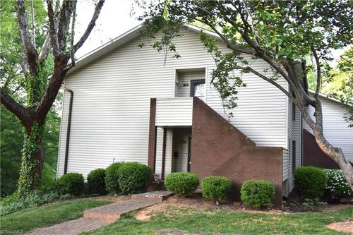 129 Forest View Drive, Winston-Salem, NC, 27104 | Card Image