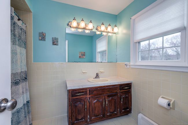 Primary bath | Image 23