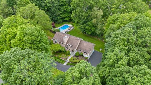 5 Plum Ct, Katonah, NY, 10536-3103 | Card Image