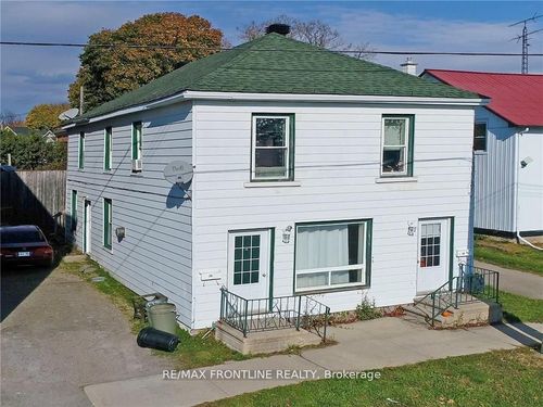 30 William St E, Smiths Falls, ON, K7A1C4 | Card Image