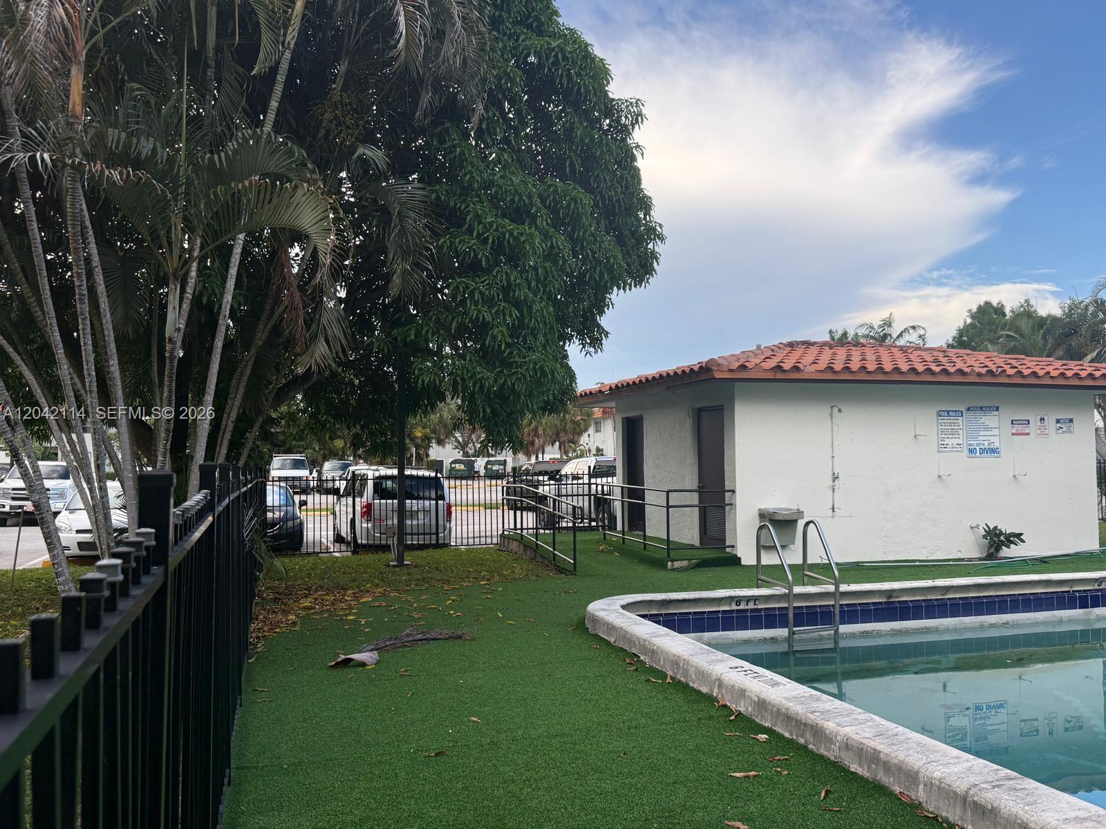 Residential Lease in Margate 2