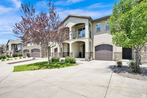 258 W 710 N, Centerville, UT, 84014-1804 | Card Image