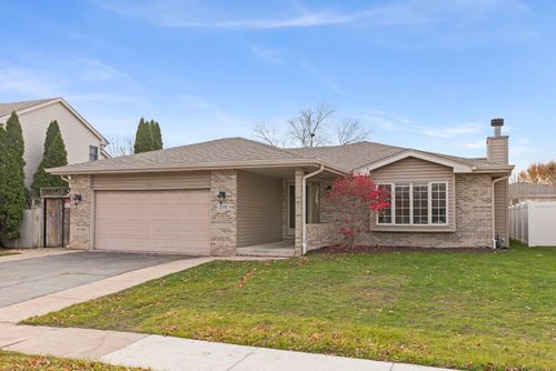 2019 Olde Mill Rd, Plainfield, IL, 60586-8648 | Card Image