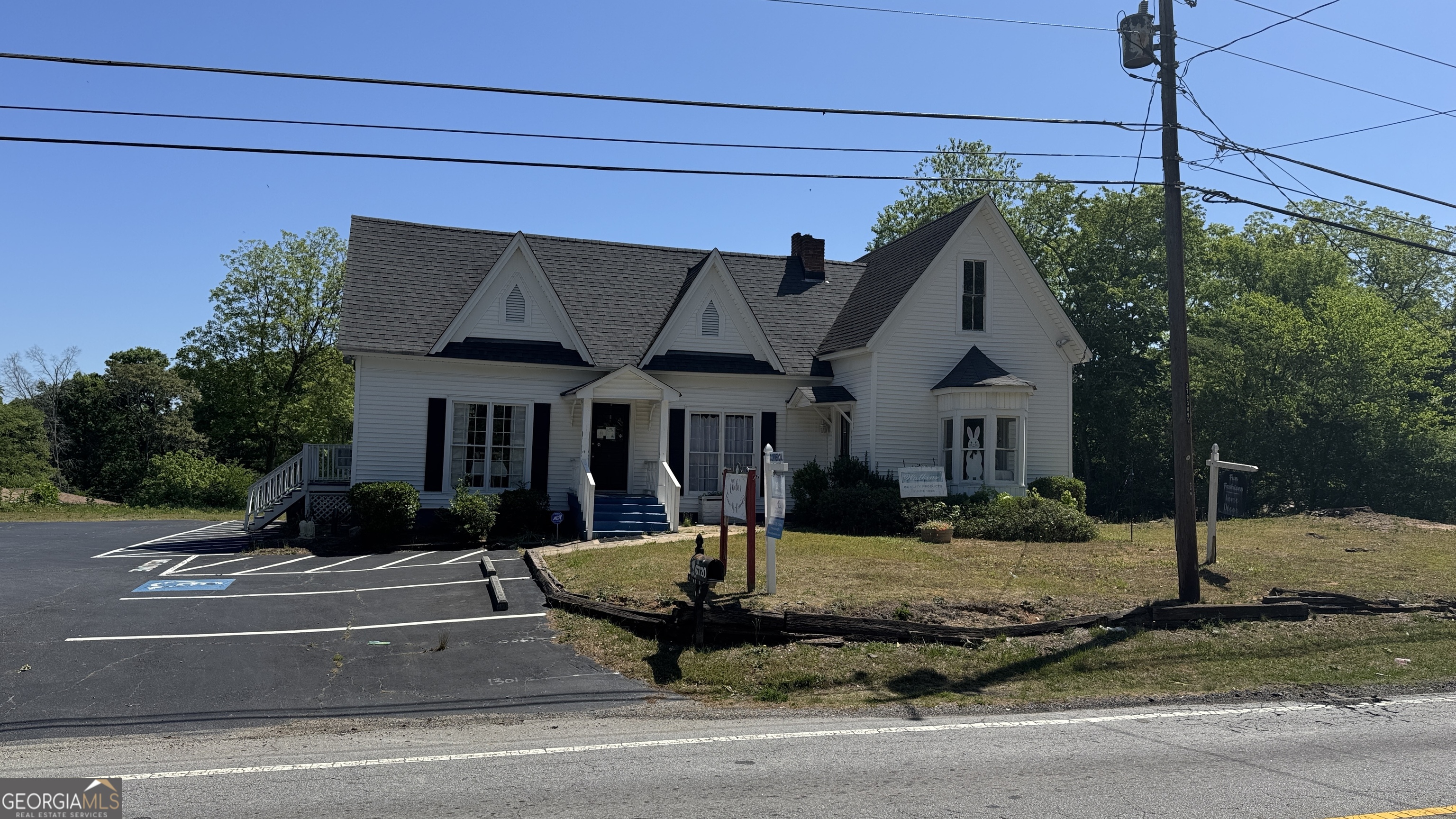 Commercial Sale in Lithia Springs 2
