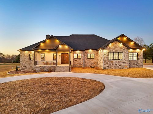 5168 Georgia Mountain Rd, Guntersville, AL, 35976-7228 | Card Image