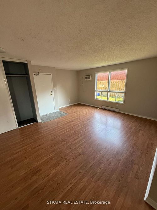 1-338 Malaga Rd, Oshawa, ON, L1J1N7 | Card Image