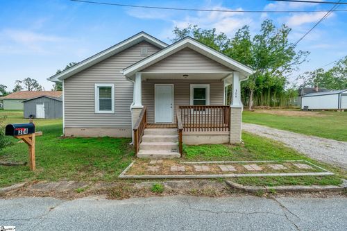 304 Cherry St, Belton, SC, 29627-1807 | Card Image
