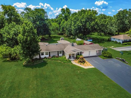 623 Park Rd, Worthington, OH, 43085-1524 | Card Image