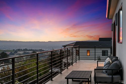 2156 Wedgewood Way, Santa Rosa, CA, 95404 | Card Image